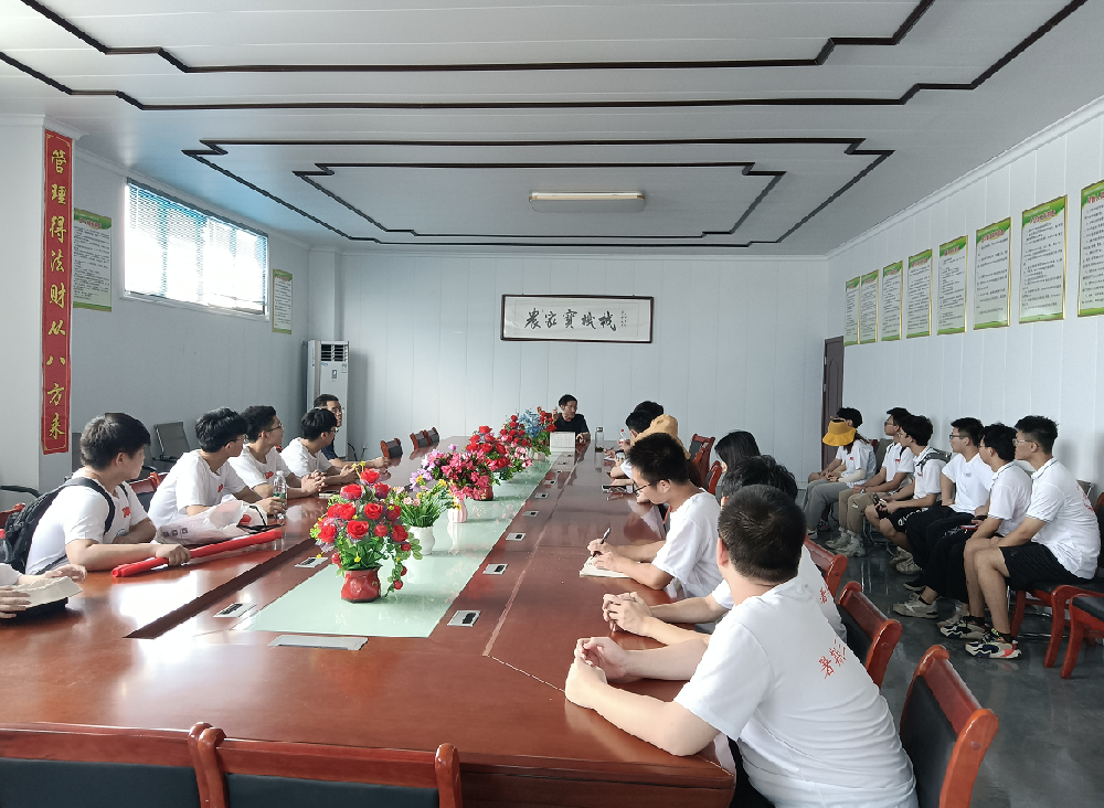 湖南農業大學博士團來我廠參觀并商量人才引進事宜